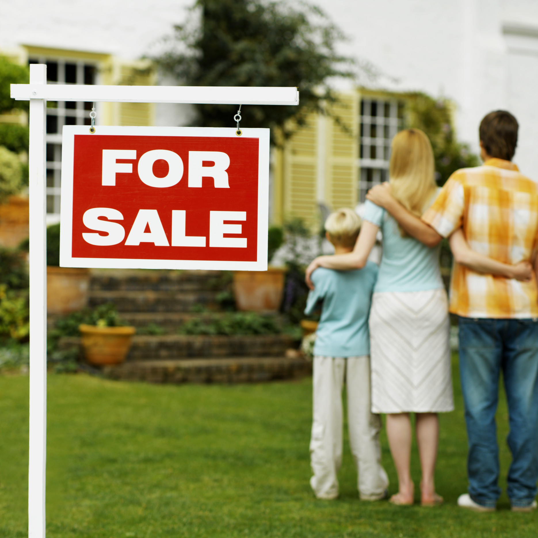 11 Steps to Buying a House With Your Spouse