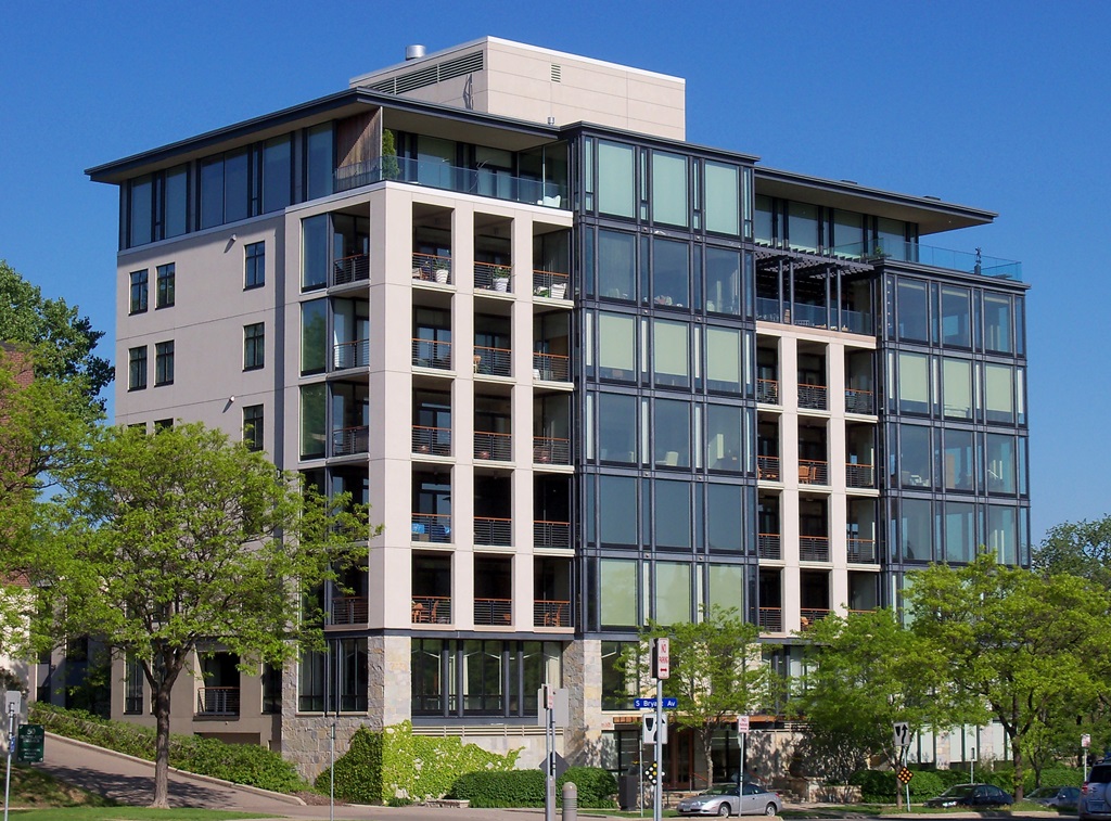 The Difference Between HOA and Condo Fees